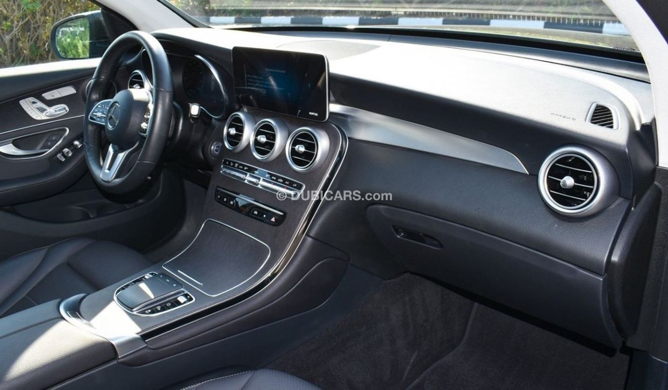 Mercedes-Benz GLC 300 4MATIC Mercedes GLC 300 AMG / 2021 / USA