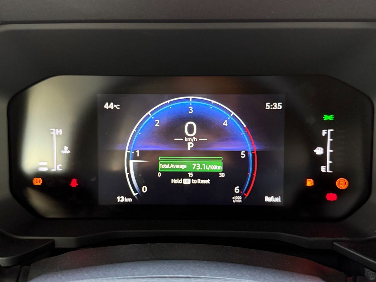 Toyota Prado 2.8 DIESEL 20 INCH ALLOY RIMS **التصدير فقط خارج الخليج**EXPORT ONLY**