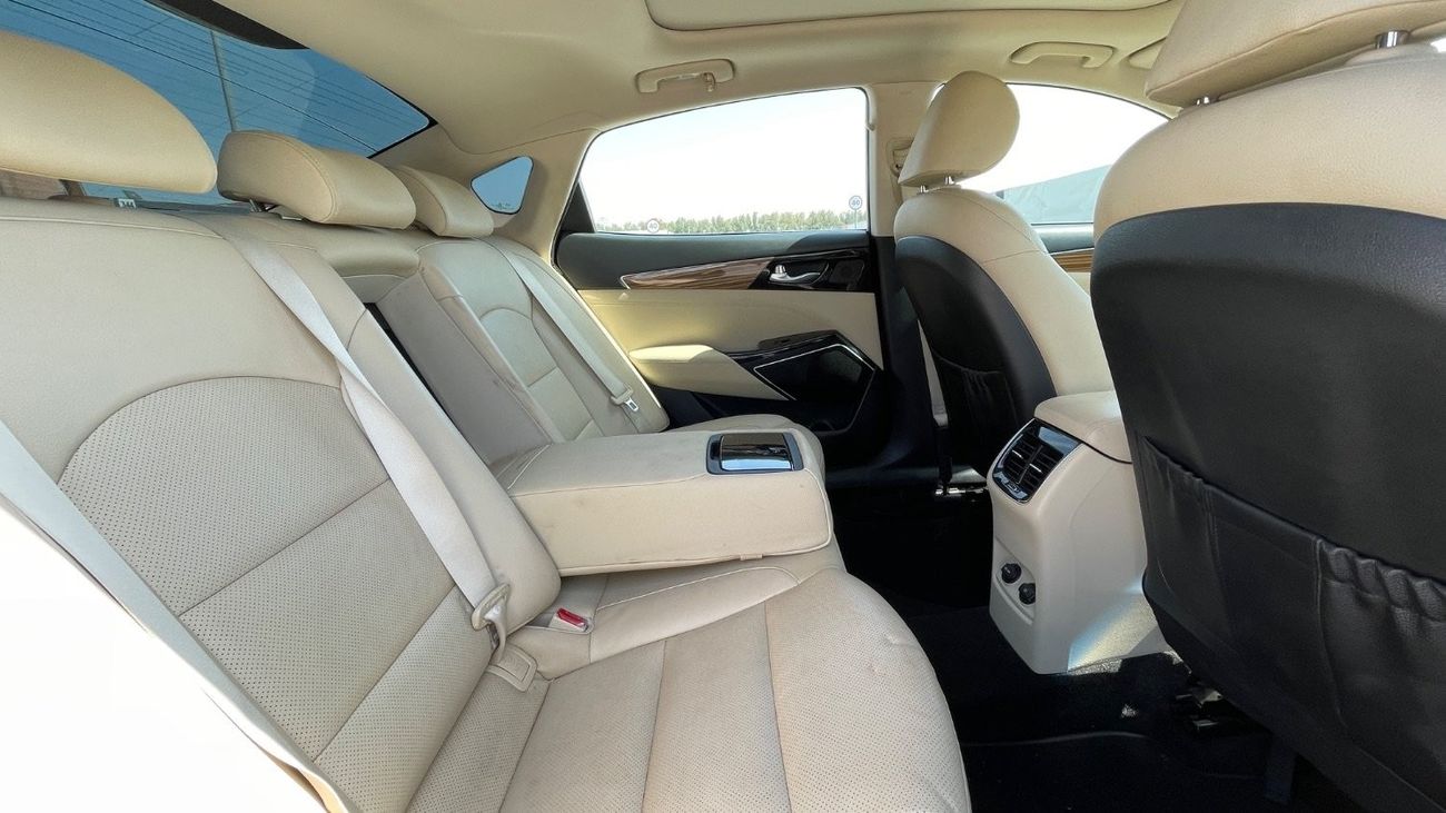 Kia Cadenza MPI Top 3.3L