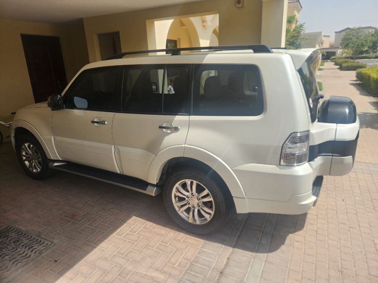 Mitsubishi Pajero GLS Highline 3.8L (243 HP)