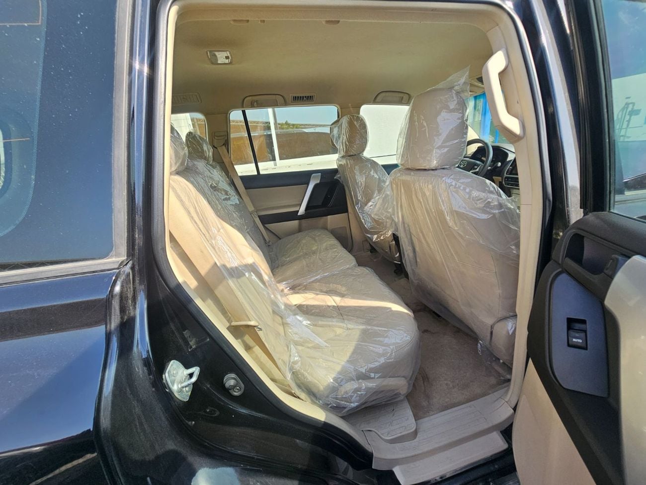 Toyota Prado TXL LHD 2.8L 1GD-FTV Diesel Engine Original Black Color cylinder Automatic Gear 4WD 7 Seats 5 Doors