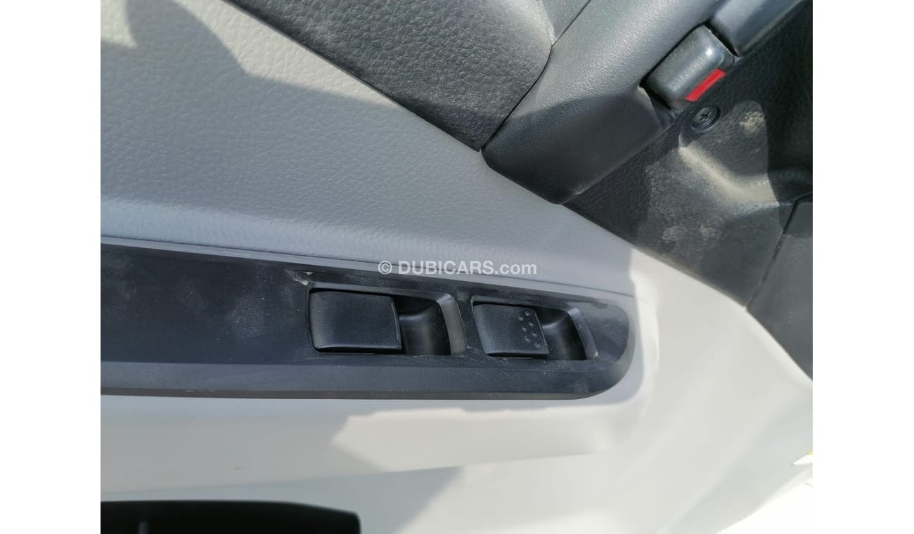 Mitsubishi Fuso Canter 2023 Mitsubishi Fuso Canter 16-ft Long Chassis 3.0L Diesel M/T 4x2 170L fuel-tank & ABS (Euro-5)