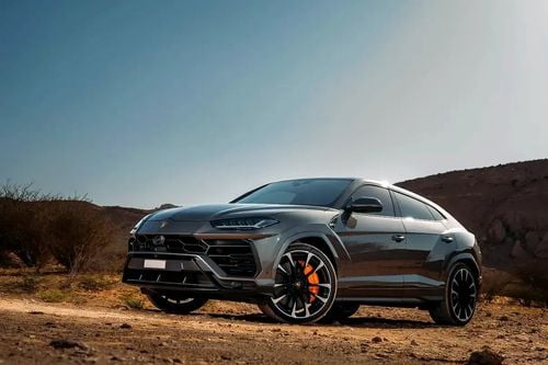 لامبورغيني اوروس 4.0T V8 Performante