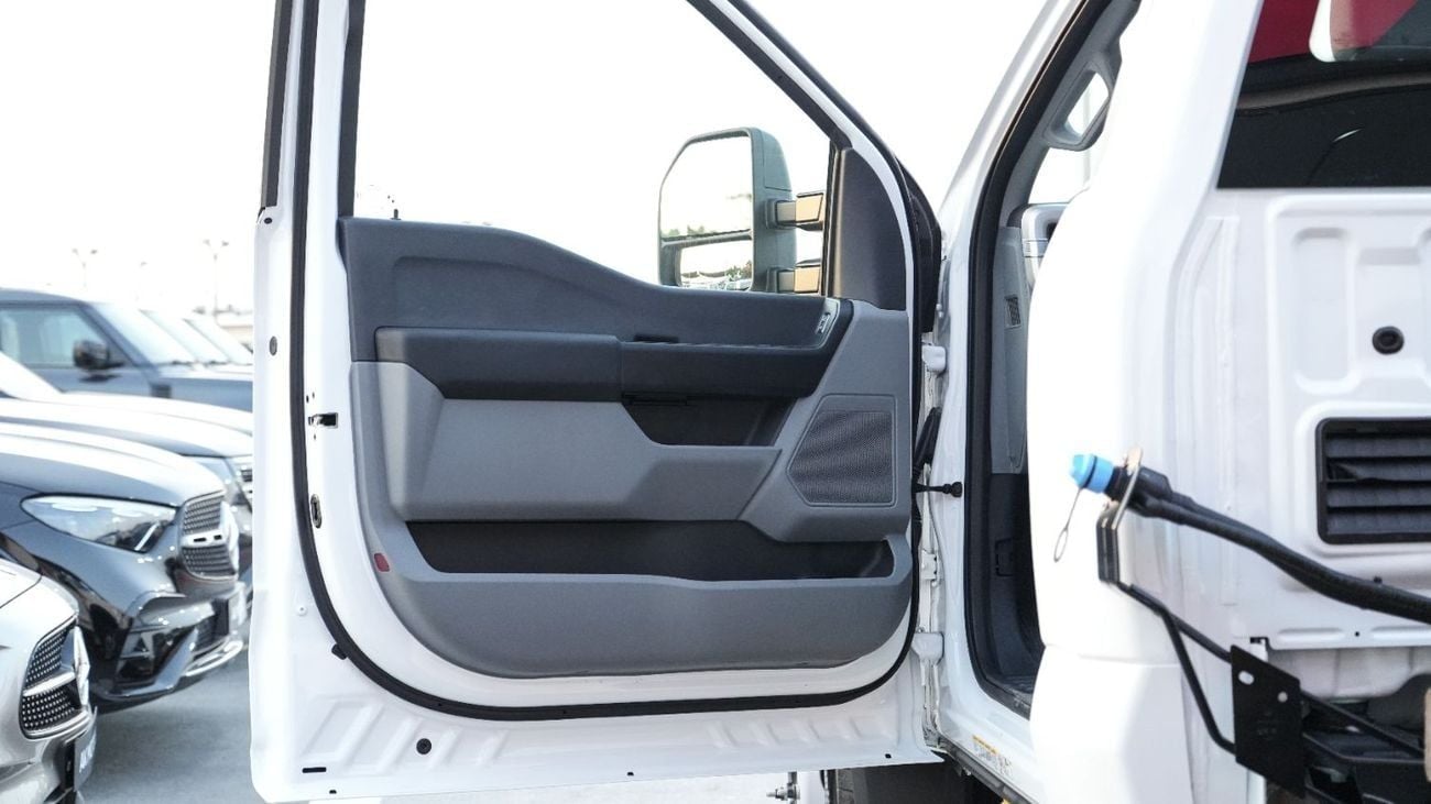 فورد F 550 XL 145 6.7L Diesel 4X4 2024 Brand New Available Stock