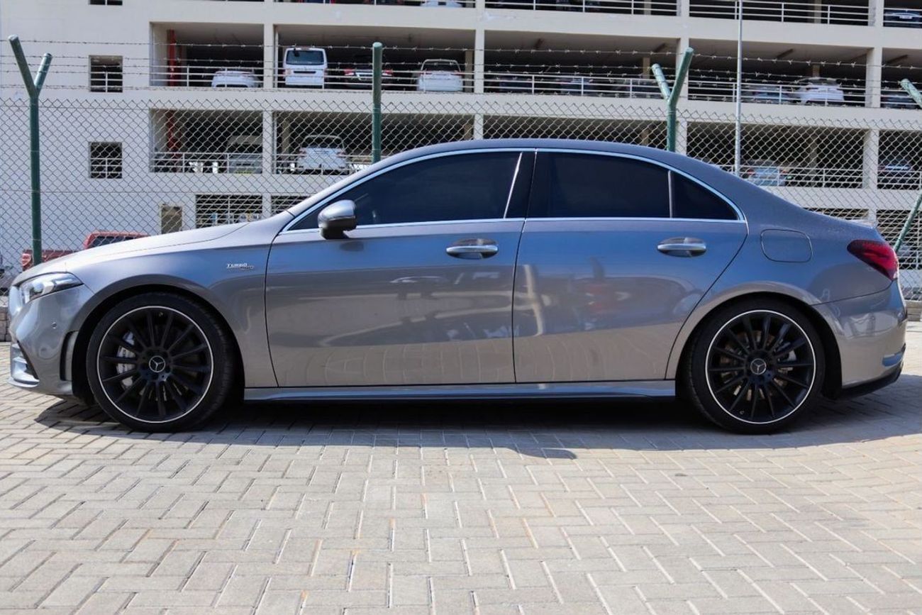 Mercedes-Benz A 45 AMG Mercedes-Benz A 35 AMG 2023