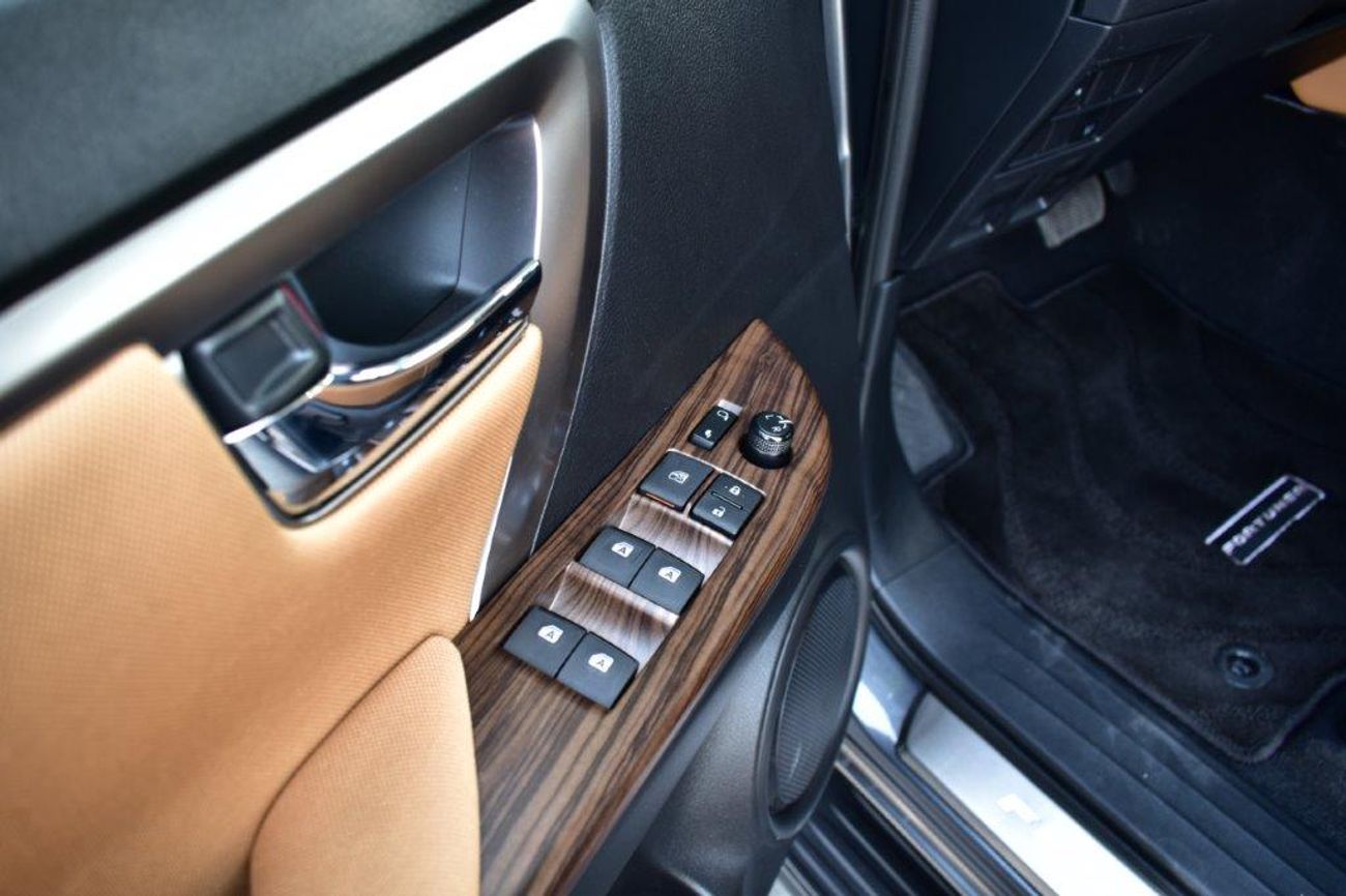 Toyota Fortuner 2025 MODEL TOYOTA FORTUNER GXR LIMITED  2.7L PETROL 4WD 7 SEATER AUTOMATIC