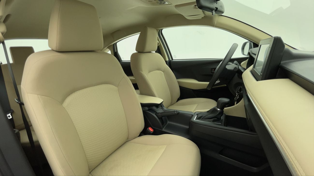 تويوتا يارس E 1.5 | بدون دفعة مقدمة | اختبار القيادة في المنزل