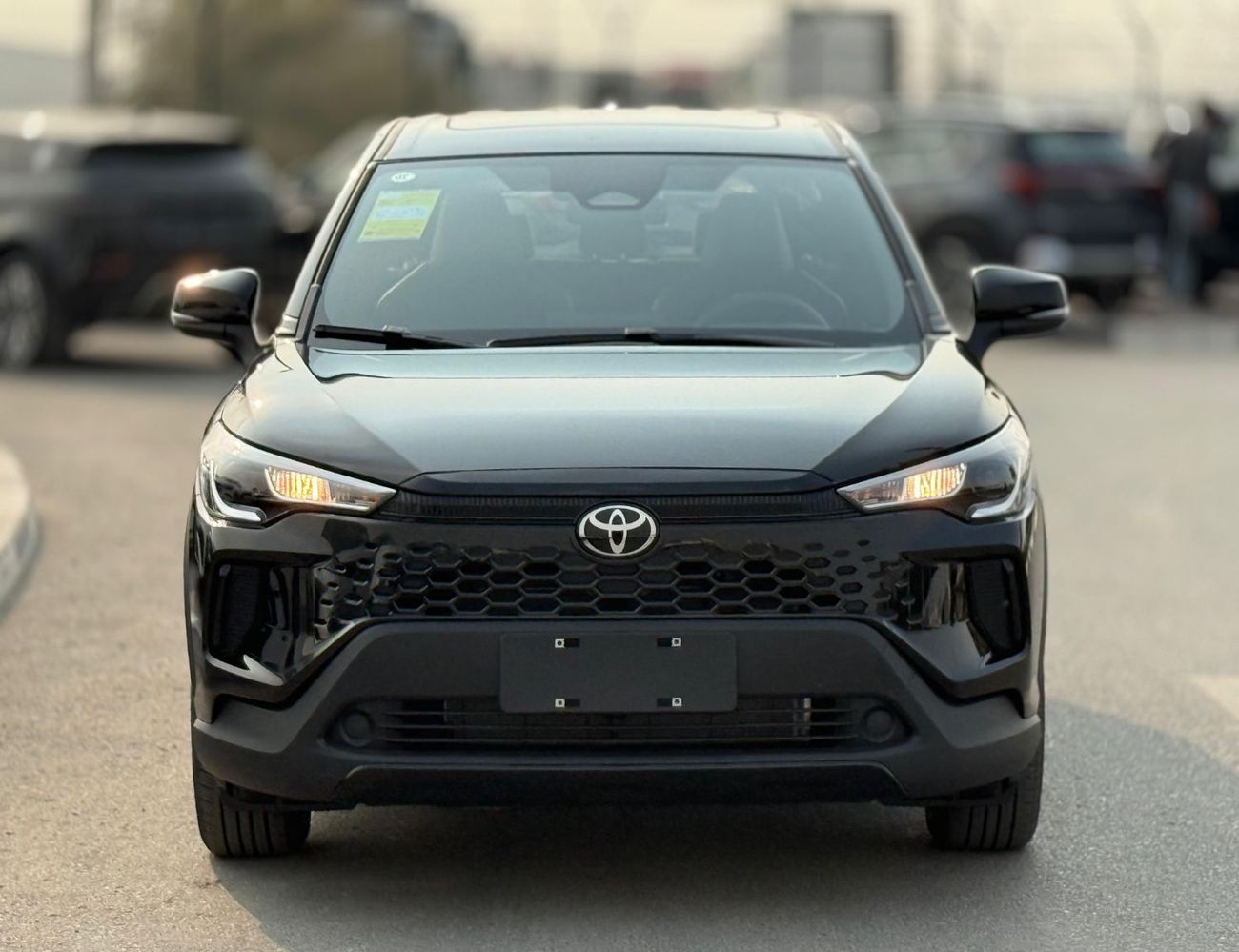 تويوتا كورولا كروس Facelift 2.0L HEV 2025 Model Export Price @ 73,500 AED