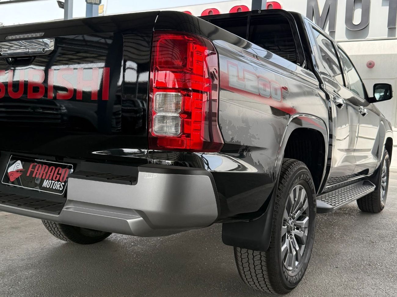 ميتسوبيشي L200 2025 MITSUBISHI L200 PETROL  FULL OPTION **EXPORT ONLY**التصدير فقط خارج الخليج***