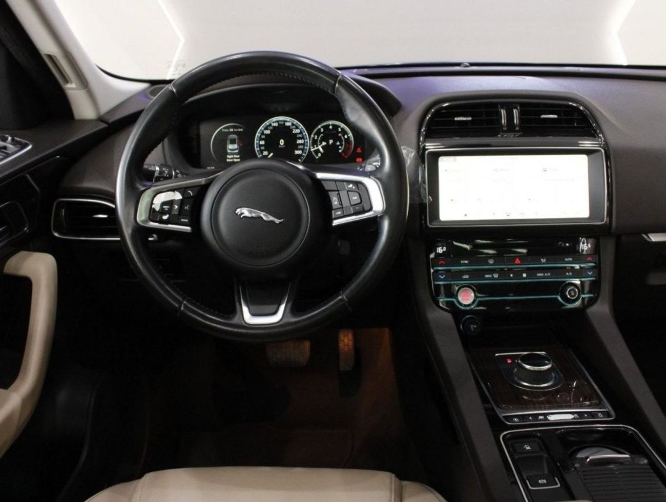 Jaguar F Pace Prestige