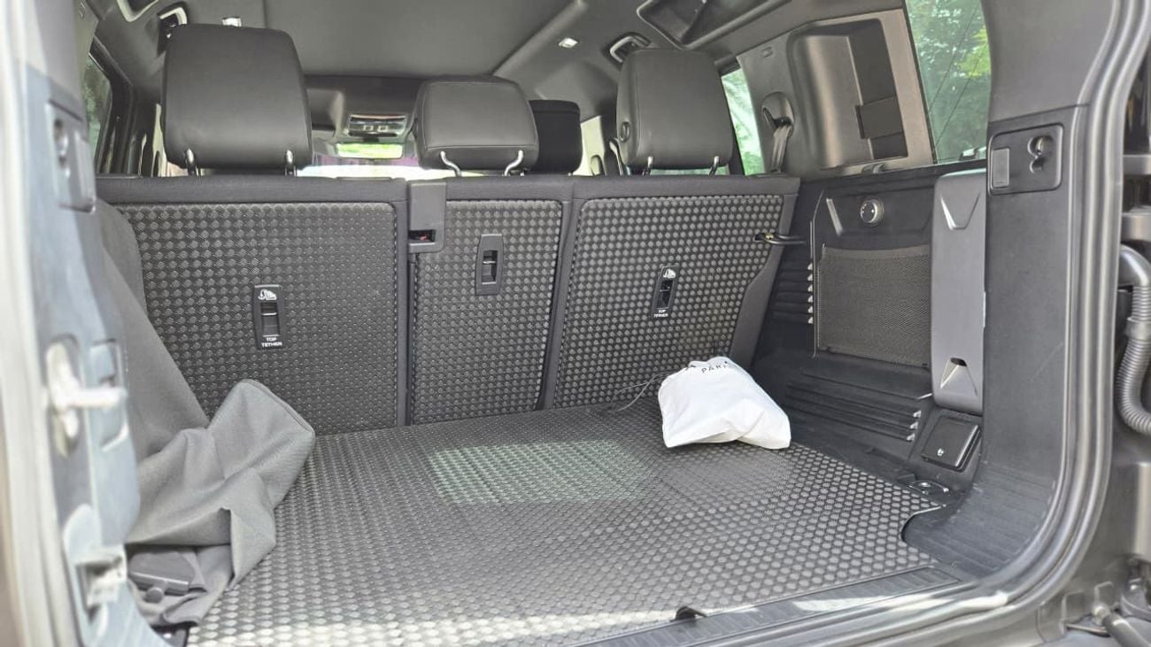 لاند روفر ديفندر P400 90 SE 3.0L (5 Seater)