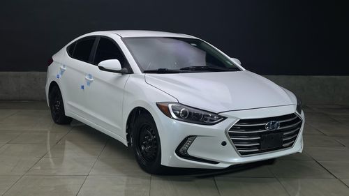 هيونداي إلانترا