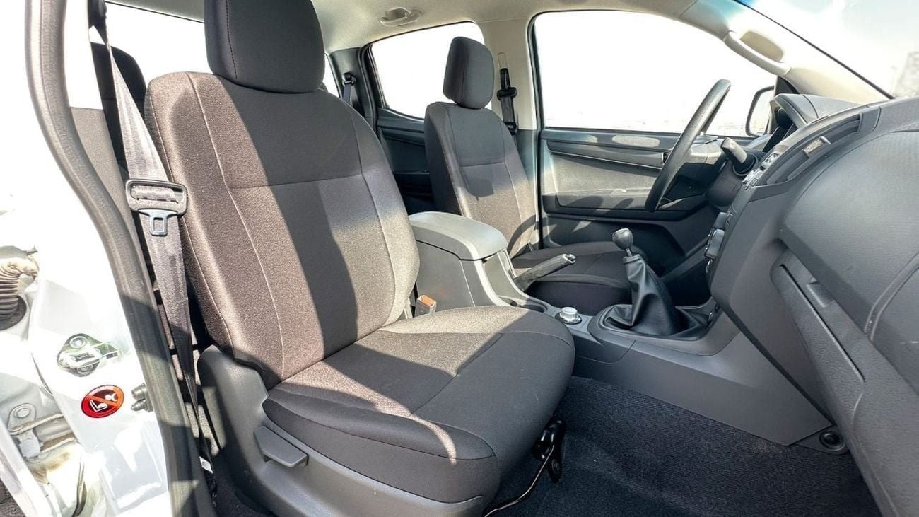 Isuzu DMax 2.5L-D-DC-4WD-PWR-AW-MID-MT