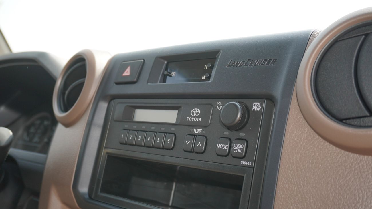 Toyota Land Cruiser Pick Up