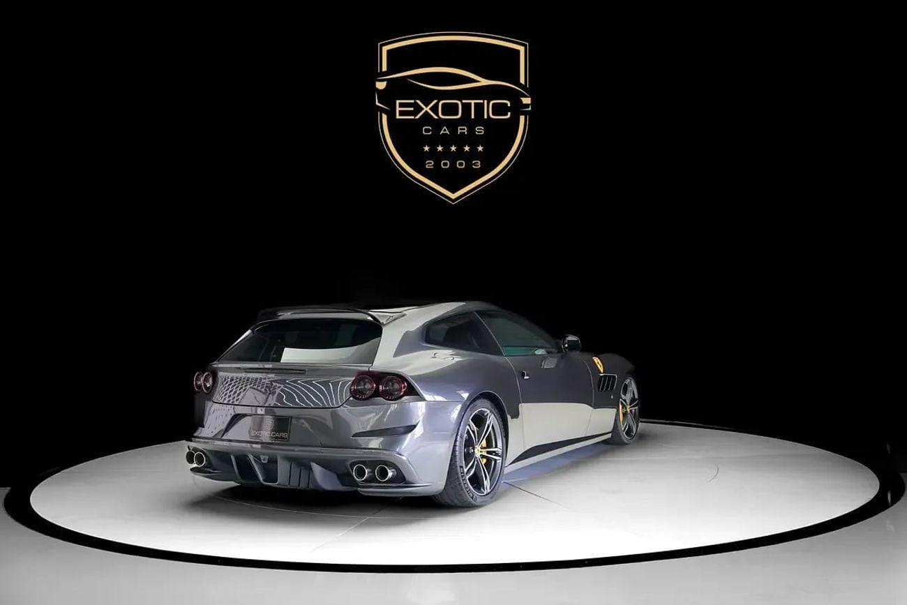 Ferrari GTC4 LUSSO