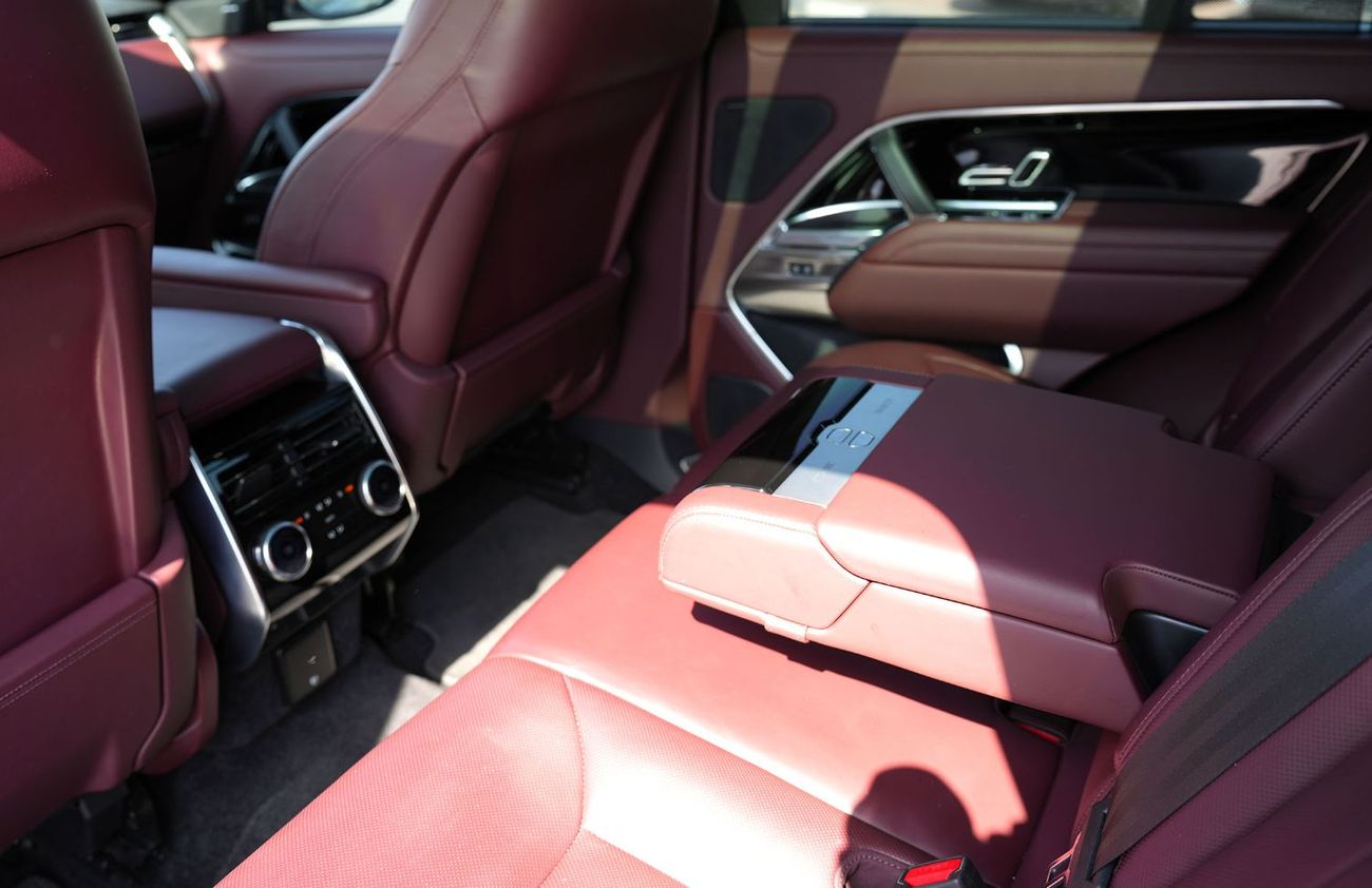 Land Rover Range Rover 2023 GCC specification