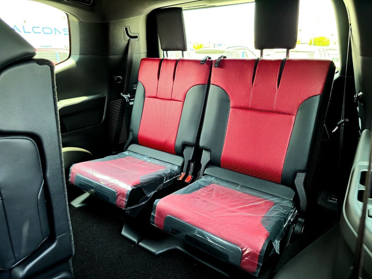 تويوتا لاند كروزر TOYOTA LC300 DIESEL 3.3L VXR - RADAR - FULLY LOADED - 2025 MODEL - BLACK INSIDE BLACKRED - BAHRAIN S