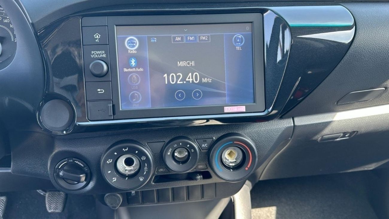 Toyota Hilux Toyota hilux 2.4L 2024 basic option V4