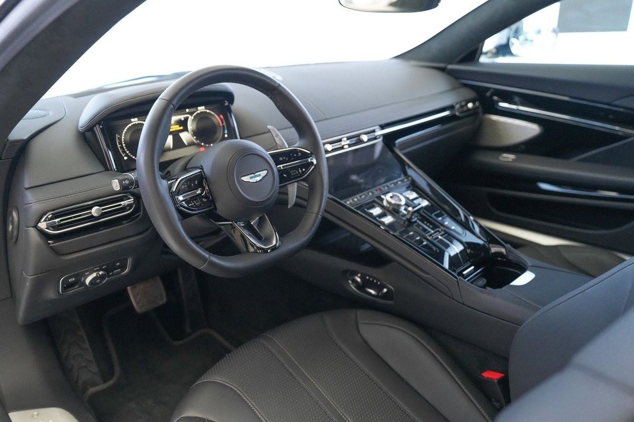 Aston Martin DB12 STD