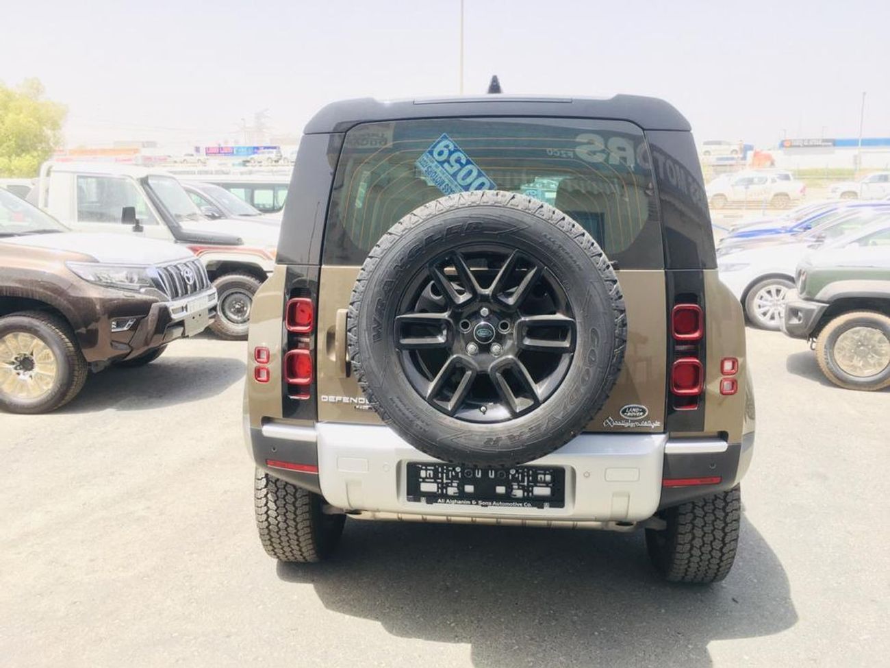 لاند روفر ديفندر ٢٠٢٠