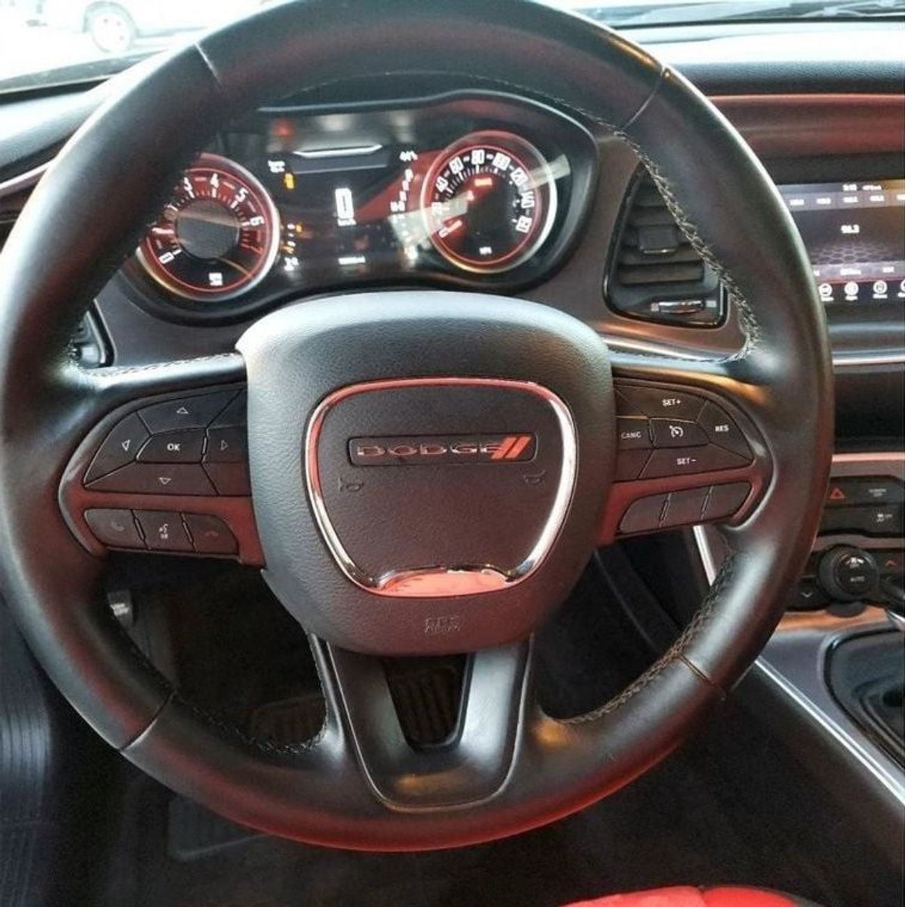 دودج تشالينجر R/T بلس شايكر