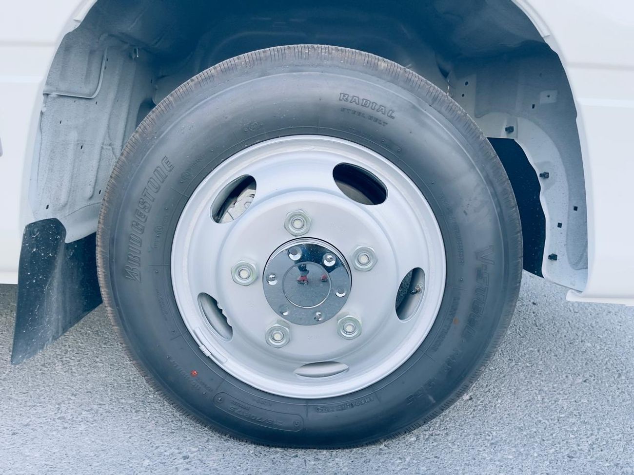 Toyota Coaster toyota coaster 4.0l 2025   23 seater 3 BELT