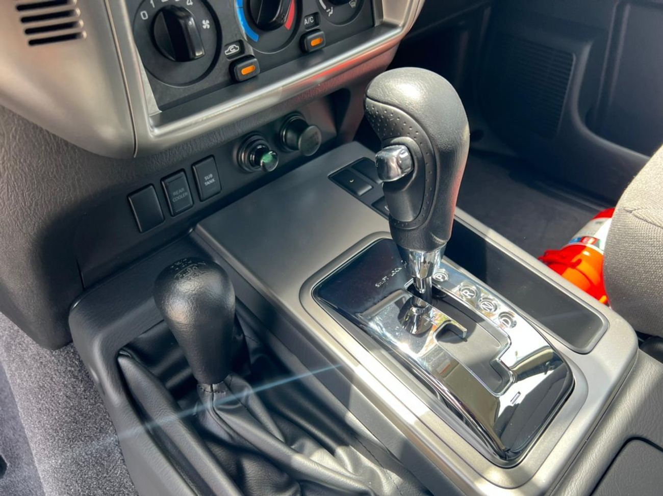 نيسان باترول سفاري GL 4.8L A/T (7 Seater)