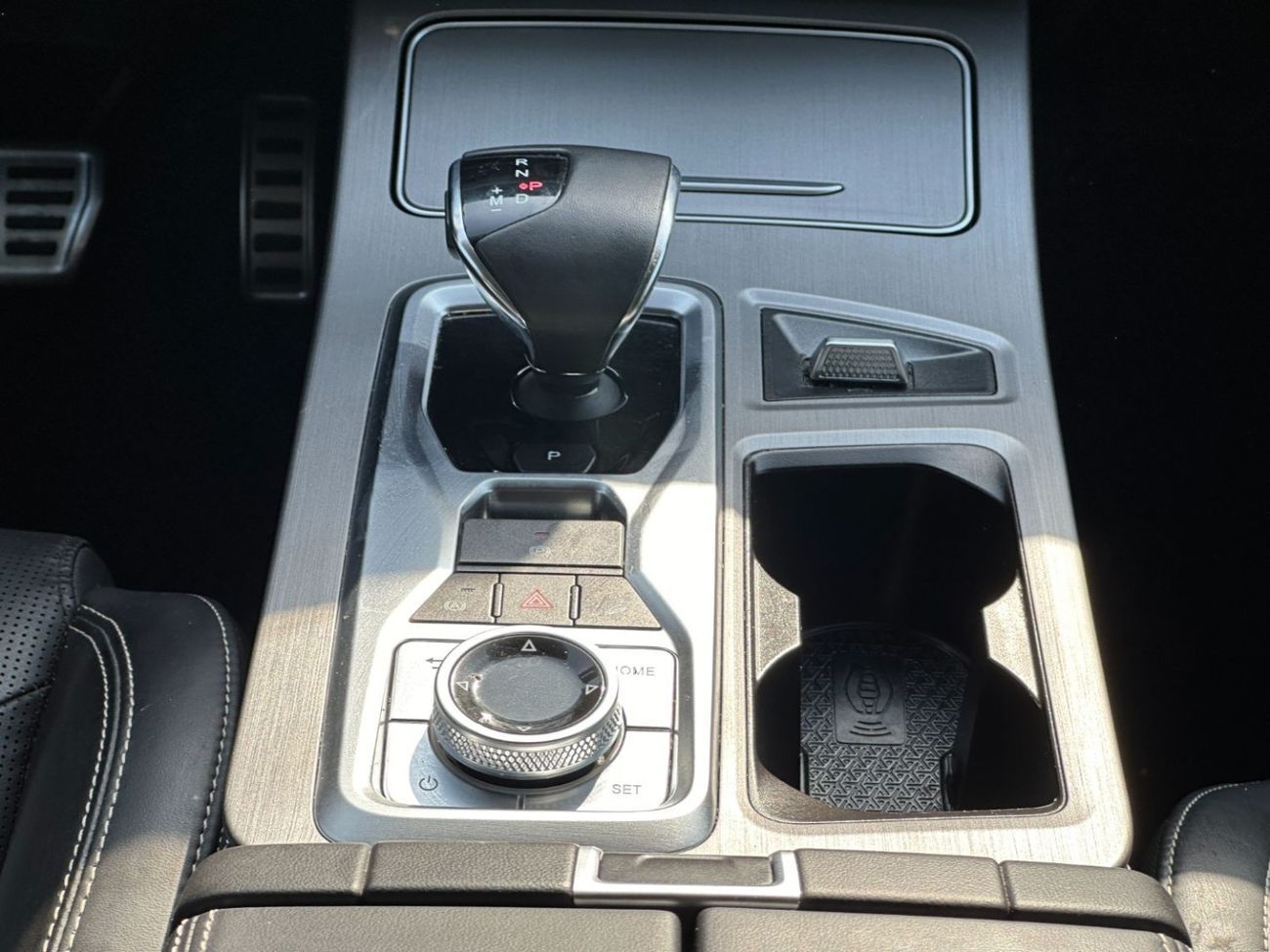 Jetour X70 Plus Comfort 2024 GCC 1.5L Turbo 4 Cylinders