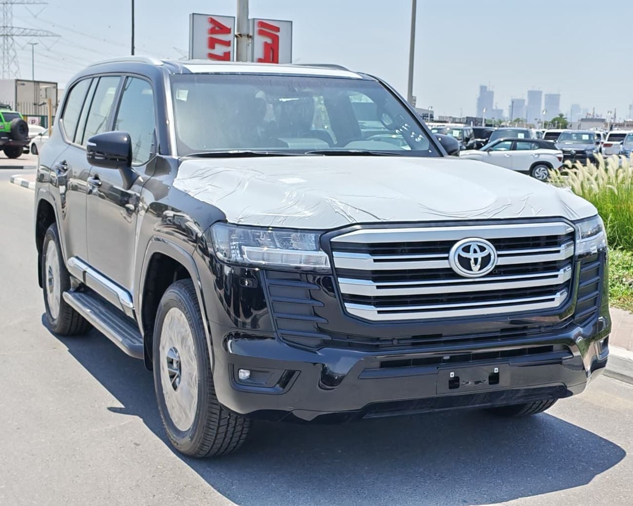 Toyota Land Cruiser 2026 Toyota Land Cruiser LC300 GXR High Option with Sunroof 4.0L V6 Petrol A/T 4WD Export Only