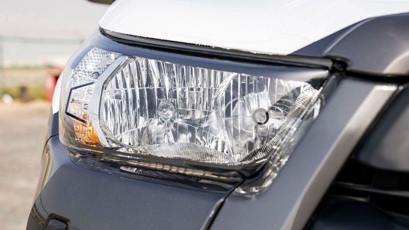 تويوتا هيلوكس 2025 Toyota Hilux 2.4 Double Cab Diesel AT 4x4