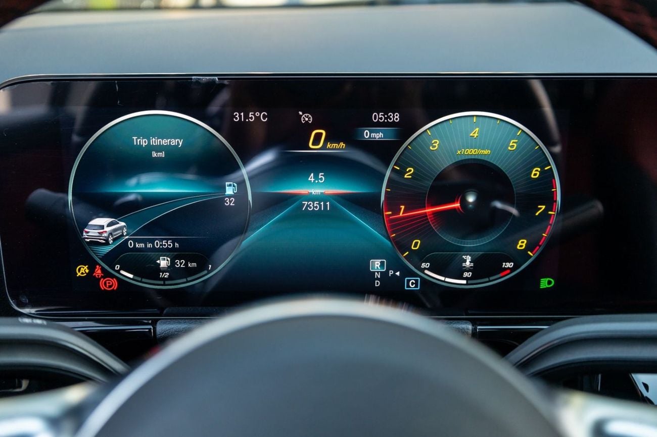 مرسيدس بنز GLA 200 AMG مرسيدس بنز GLA200 AMG موديل 2022 في دول مجلس التعاون الخليجي | ضمان الوكالة | عقد صيانة