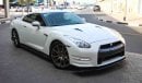 نيسان GT-R Exterior view