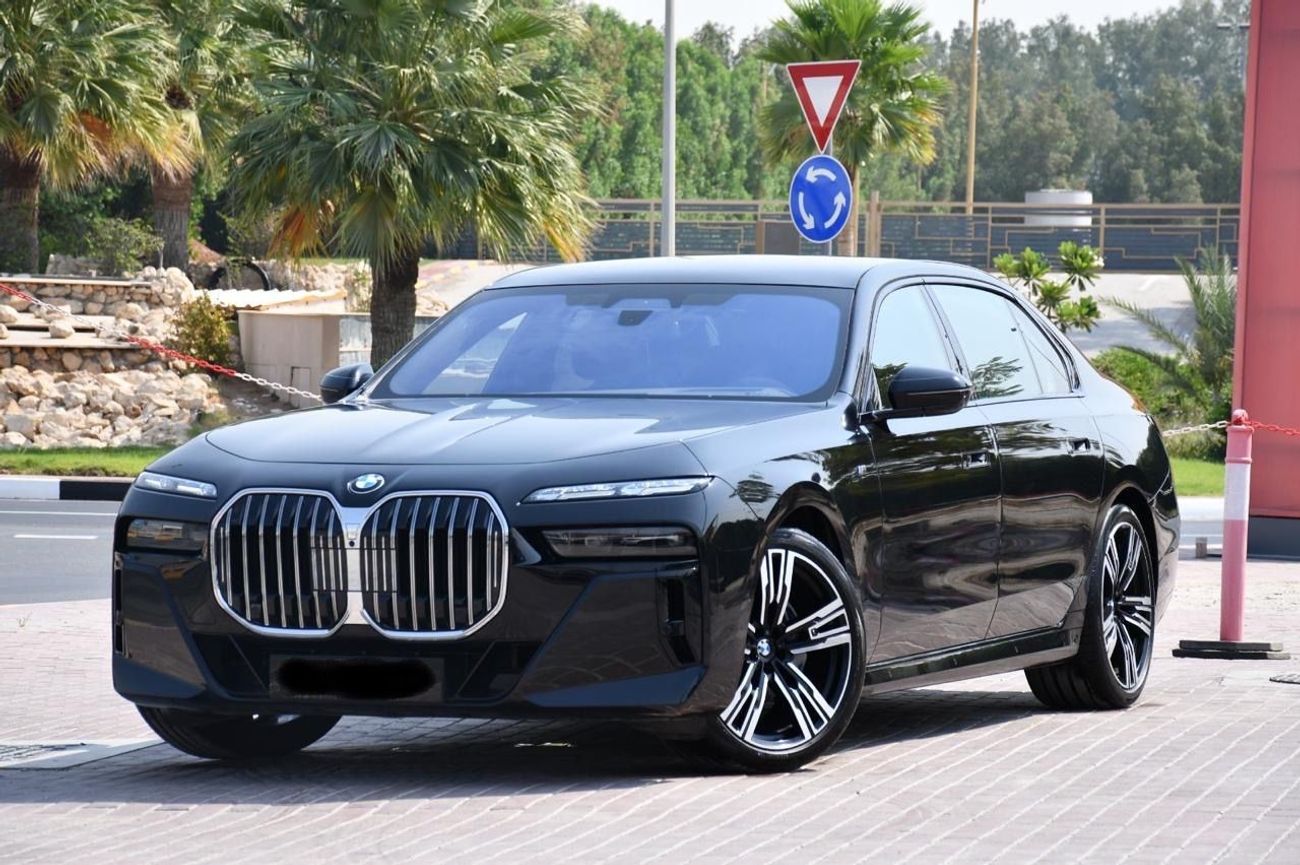 BMW 735 BMW 735i M KIT 2024 GCC FULL