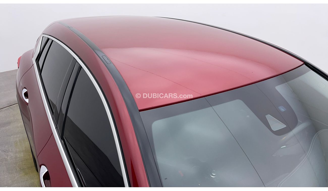 Infiniti Q30 Lexue 1600