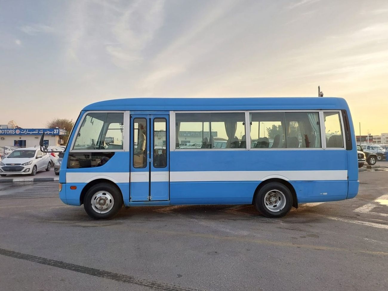 Mitsubishi Rosa (RAMADAN OFFER) MITSUBISHI ROSA BUS RHD 1998 MODEL 5.2 L DIESEL MANUAL(PM00311)