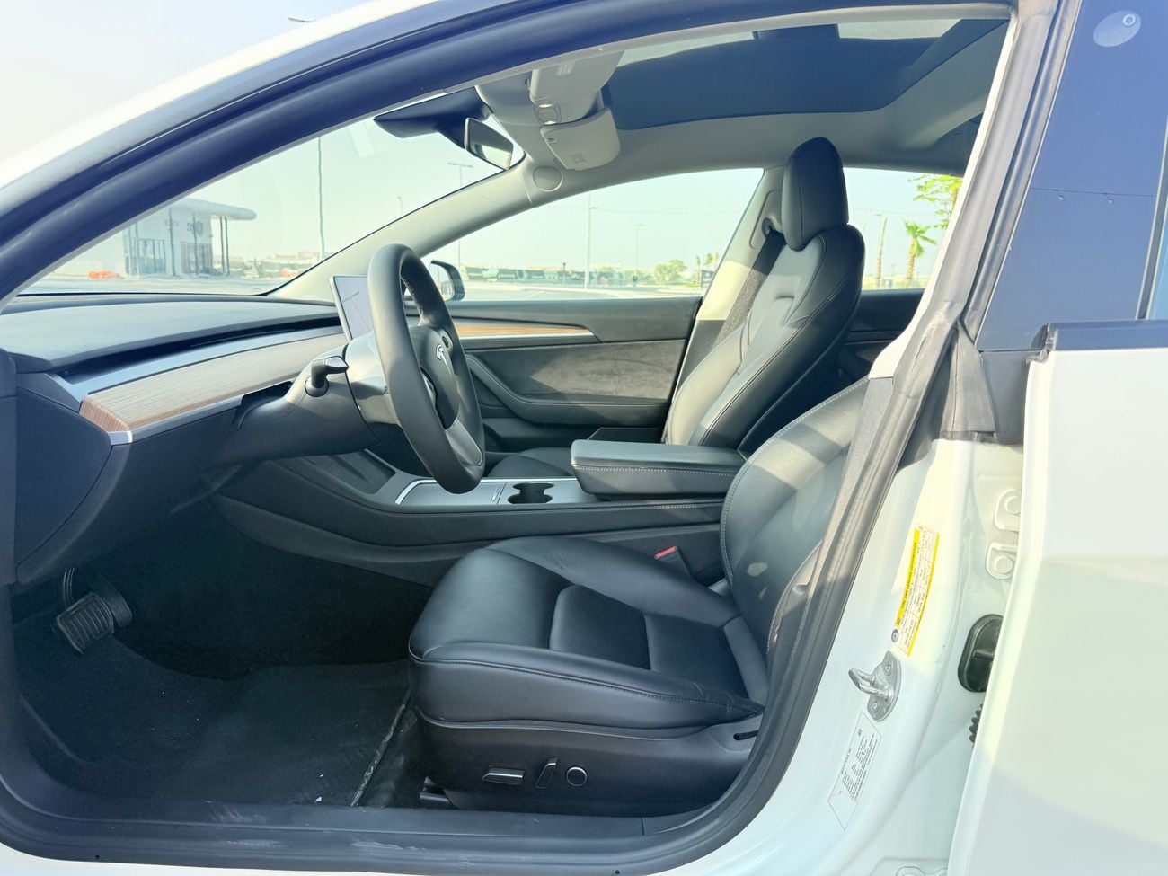 Tesla Model 3 LONG RANGE