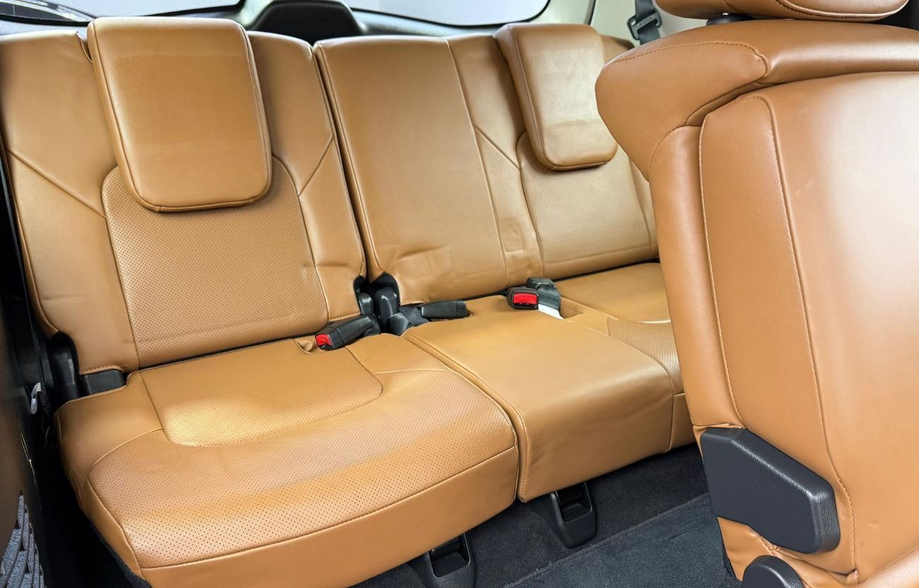 Infiniti QX80 Sensory 8 5.6L 2020 Infiniti QX80 Sensory, Warranty, Full Service History, Excellent Condition, GCC