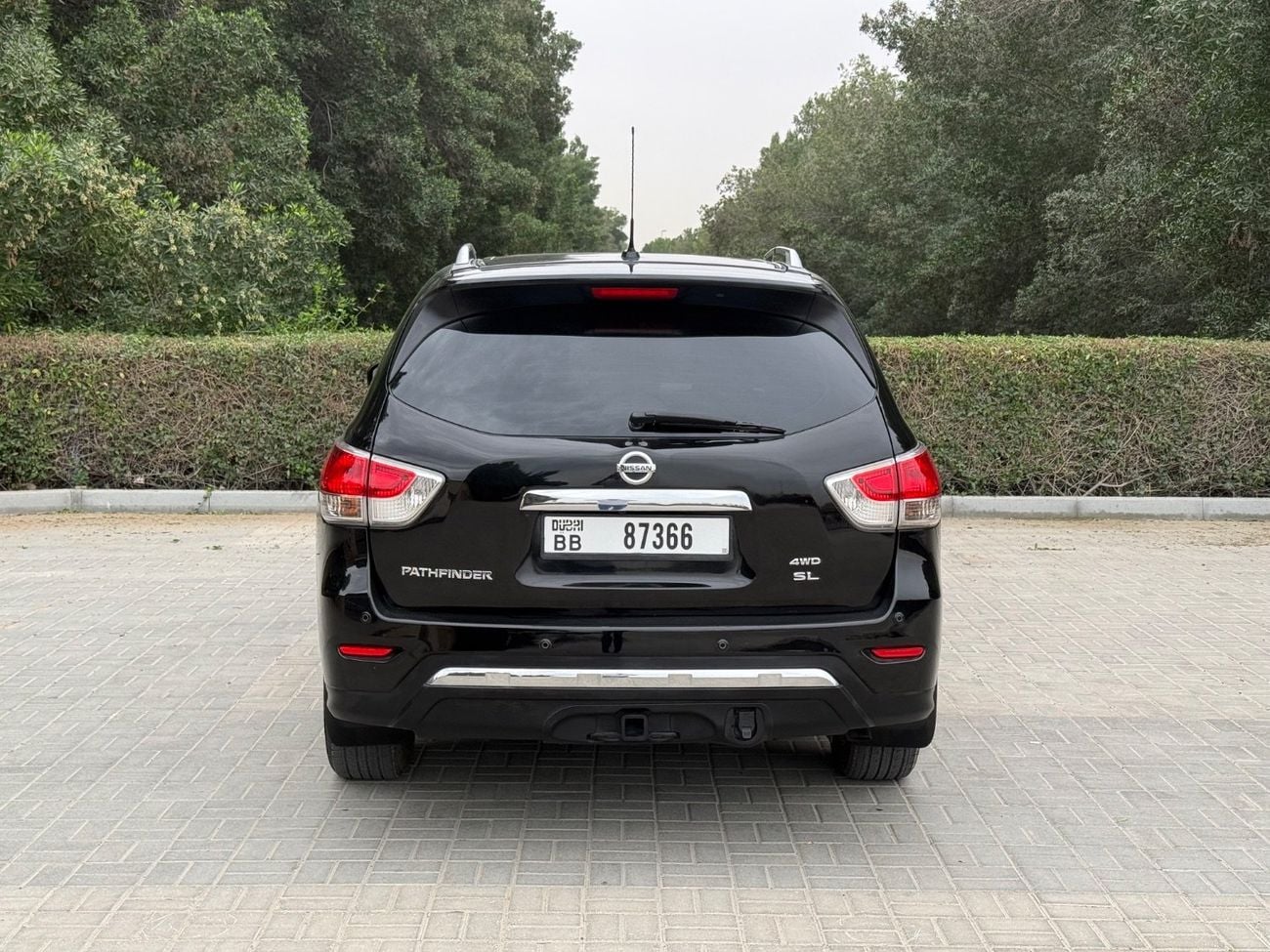 Nissan Pathfinder Platinum 3.5L