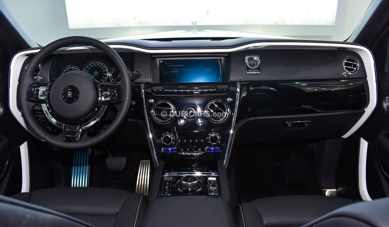 Rolls-Royce Cullinan European specs