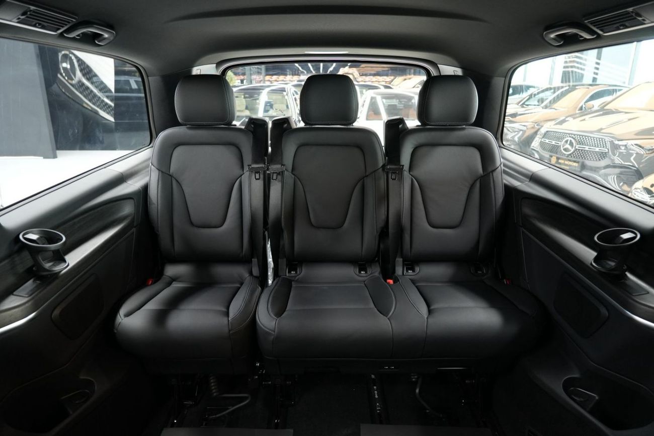 مرسيدس بنز V 300 ‏Mercedes-Benz V 300 AVANTGARDE | 2026 GCC 0km | Agency Warranty