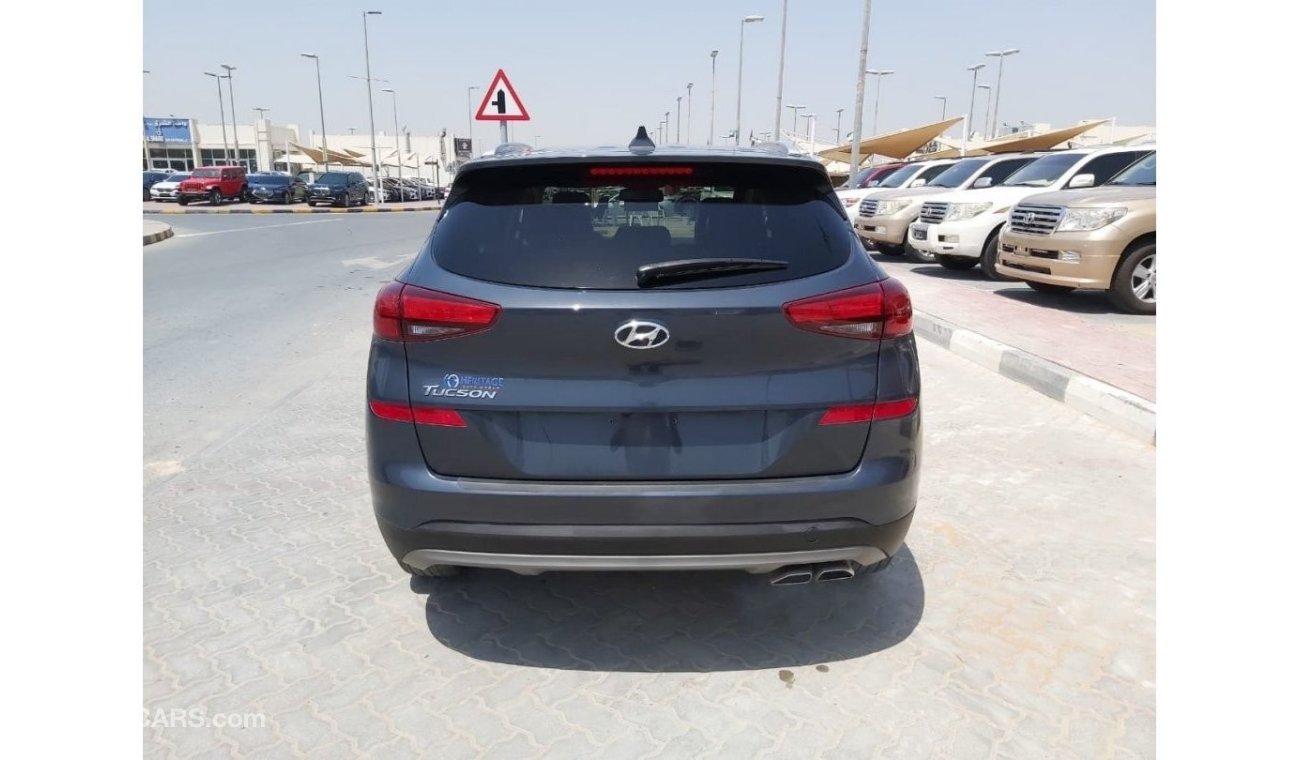 Hyundai Tucson GL Plus