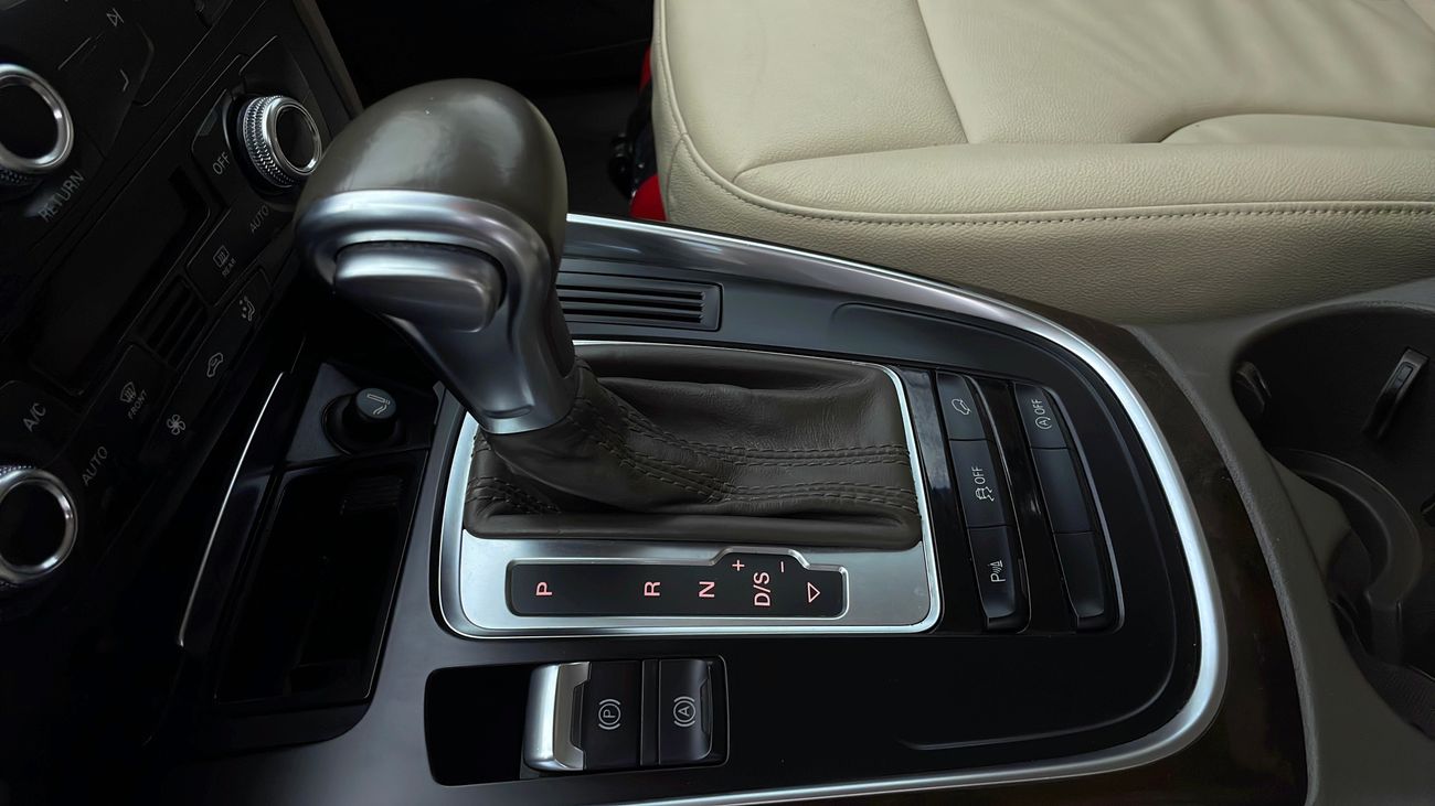 Audi Q5 40 TFSI QUATTRO 2 | Under Warranty | Inspected on 150+ parameters