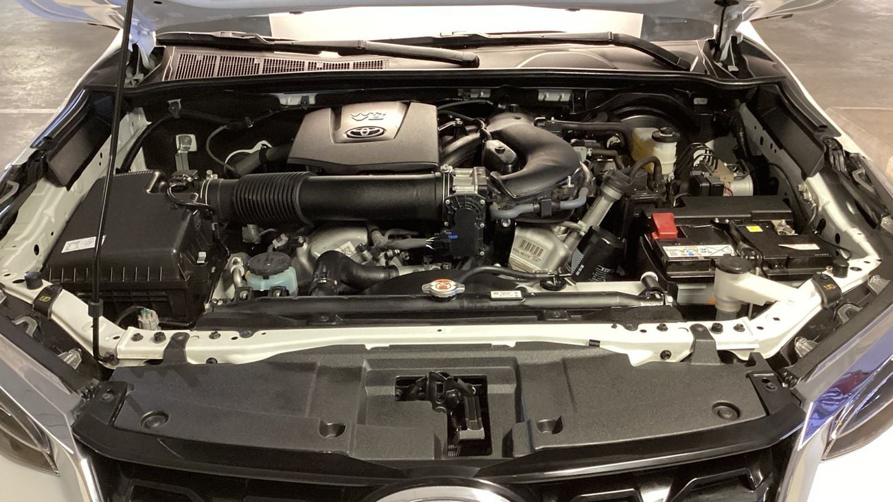 Toyota Fortuner 4.0 4WD AUTO 7STR VXR RA/RB | Guaranteed Warranty | 0 Down Payment
