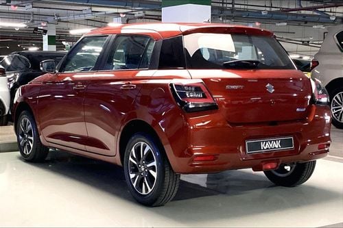 سوزوكي سويفت GLX | National Day | Start 2026 with the ideal drive | شامل الضمان | 0 ﺪﻔﻋﺓ ﺃﻮﻟﻯ