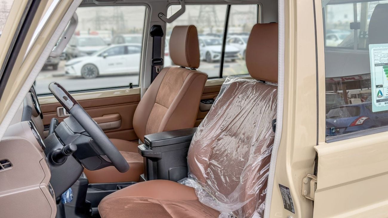 Toyota Land Cruiser Pick Up 2026 Toyota Land Cruiser LC79 DC 4.0L AT Petrol (Beige-Brown)