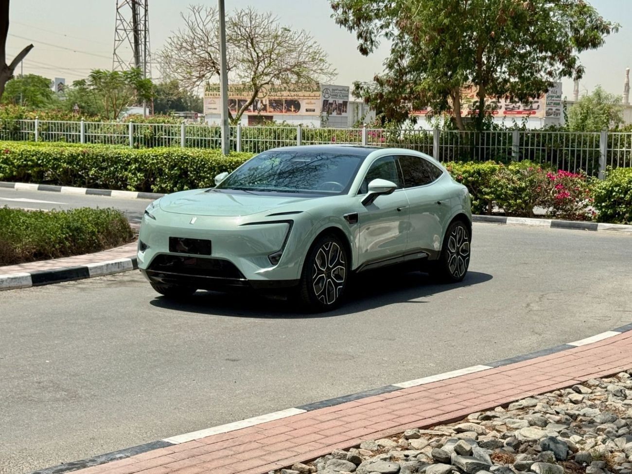 أفاتر 11 Performance AWD 2023 Used Avatr 11 (Dual Motor) / 90 kW.h / Range (580 km) / 572 HP / Warranty&Servi