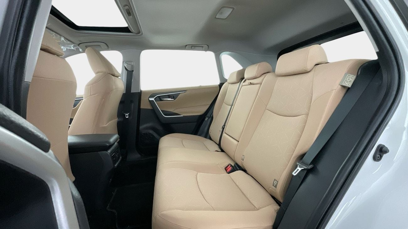 Toyota RAV4 2.5 VX AUTO | Guaranteed Warranty | 0 Down Payment