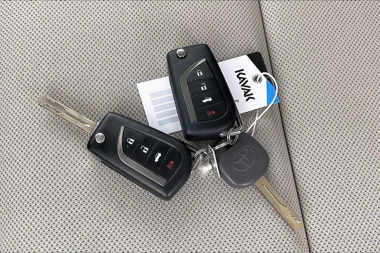 Hyundai Elantra Smart | 1 year free warranty | 0 Down Payment