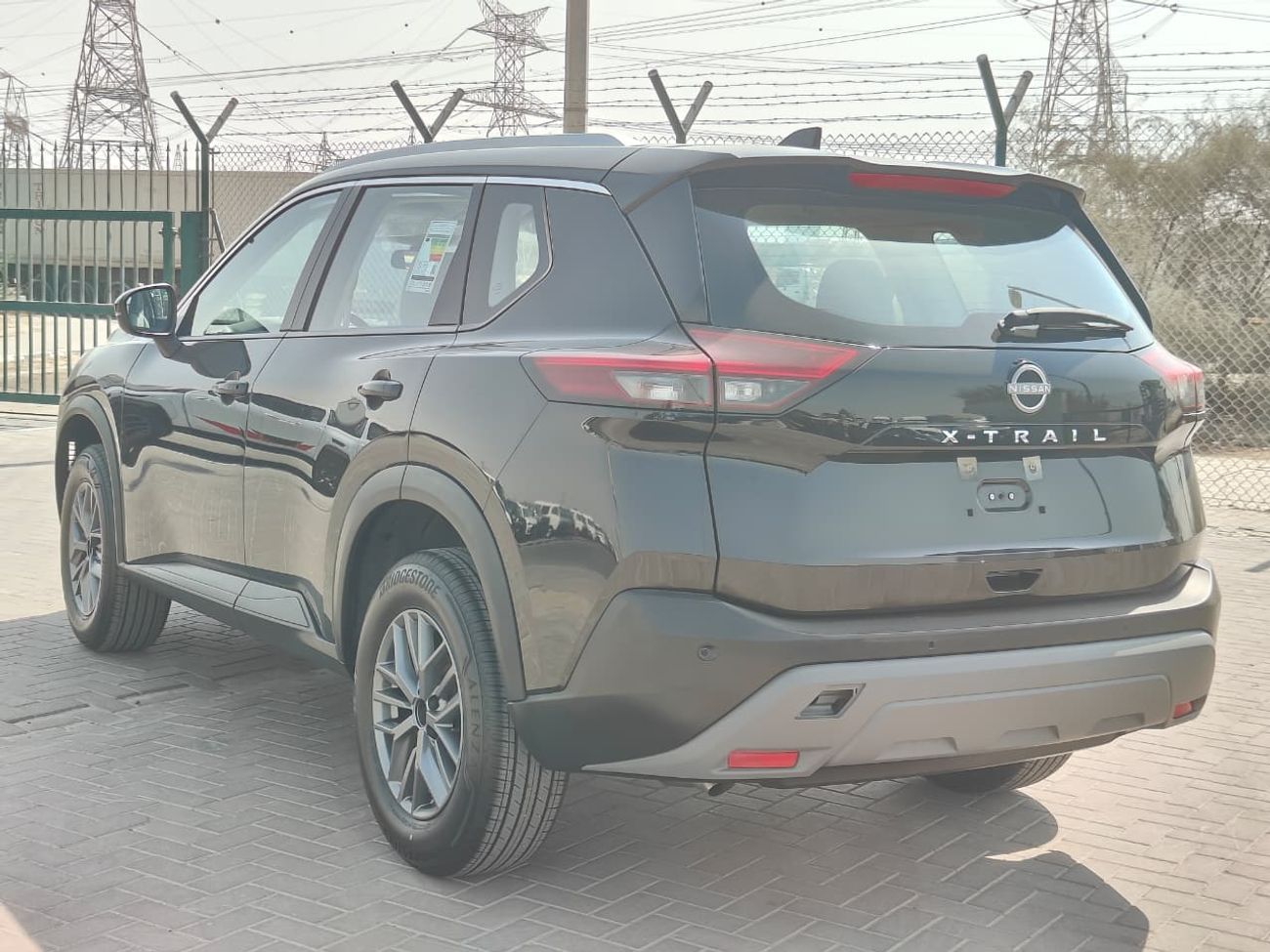 نيسان إكس تريل 2024 Nissan X-Trail S (7-Seater) 2.5L 4-Cyl Petrol A/T 4x4 Export Only