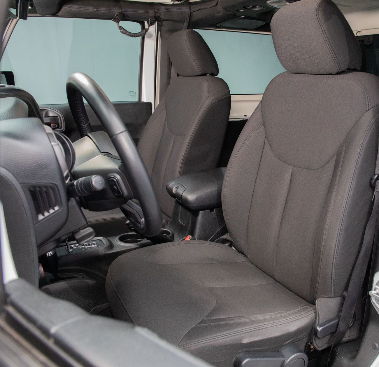 Jeep Wrangler Sport 3.6L A/T